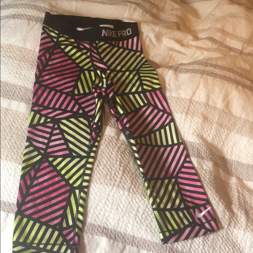 Nike Pro workout capris - XS